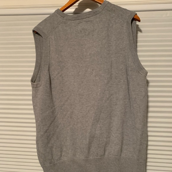 H&M Grey sweater vest XL - Picture 3 of 3
